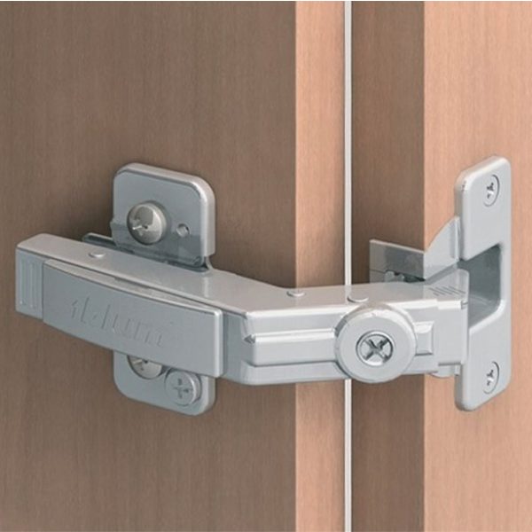 ŠARKA CLIP TOP UGAONA B79T8500